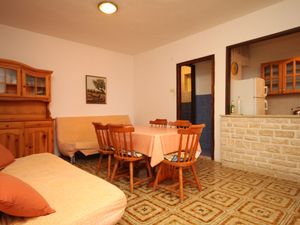 18323263-Ferienwohnung-6-Ždrelac-300x225-3