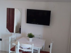 23926215-Ferienwohnung-4-Ždrelac-300x225-3