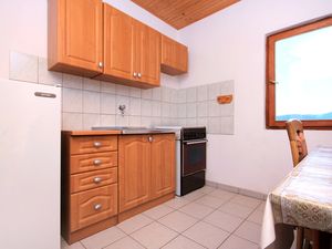 18322458-Ferienwohnung-3-Žman-300x225-2