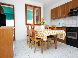 23926329-Ferienwohnung-5-Žman-300x225-2