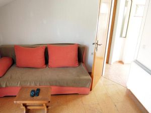 18322031-Ferienwohnung-4-Žuljana-300x225-1