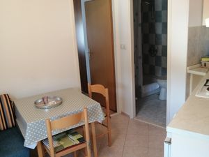 18564706-Ferienwohnung-3-Žuljana-300x225-2