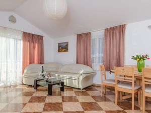 Ferienwohnung für 7 Personen (64 m²) in Žuljana