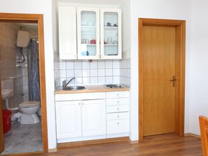 18510643-Ferienwohnung-4-Žuronja-300x225-4