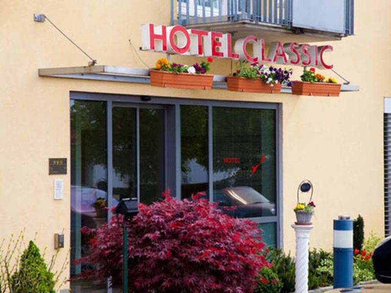 19119017-Hotel garni-2-Freiburg im Breisgau-800x600-1