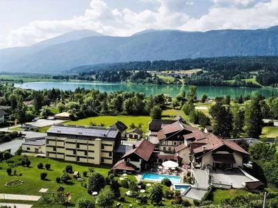 Hotel für 4 Personen (45 m²) in Hermagor-Pressegger See 1/10