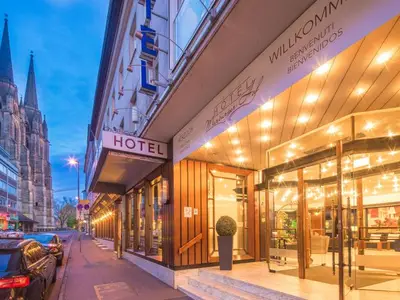 Hotel für 4 Personen (30 m²) in Marburg 2/10