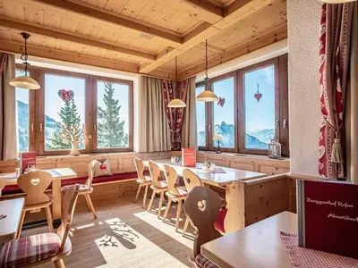 Hotel für 4 Personen (20 m²) in Maurach am Achensee 2/9