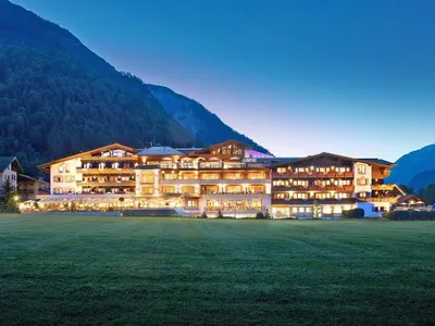 Hotel für 4 Personen (42 m²) in Pertisau 1/10