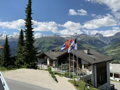 Hotel für 4 Personen in Surcuolm 3/10