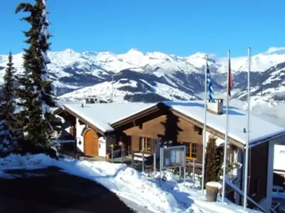 Hotel für 4 Personen in Surcuolm 2/10