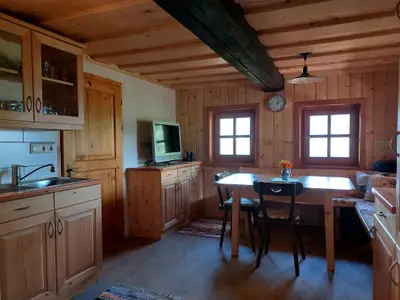 Küche/Fernseher/Eckbank
