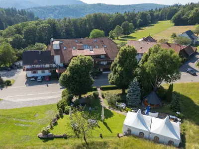 Hotel Restaurant Vinothek LAMM