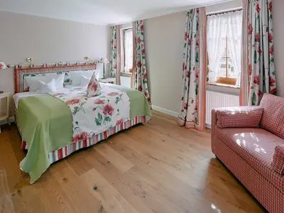 Junior Suite für 2 Personen in Sonnenbühl 3/8