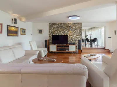 Sitzgelegenheiten im Wohnzimmer