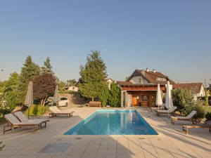 Luxus-Ferienhaus für 15 Personen (330 m²) in Križevci pri Ljutomeru