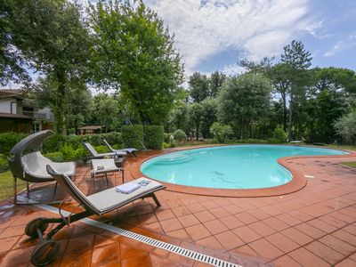 Villa Piero hat ein sehr schönes und großes Schwimmbad