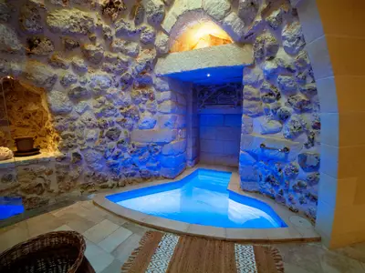 Badezimmer mit Badewanne