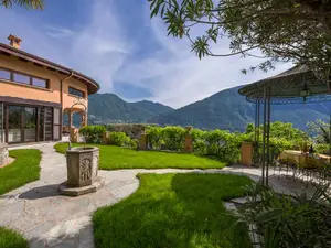 Luxus-Ferienhaus für 16 Personen (400 m²) in Valsolda