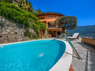 Luxus-Ferienhaus für 10 Personen (300 m²) in Valsolda 2/10