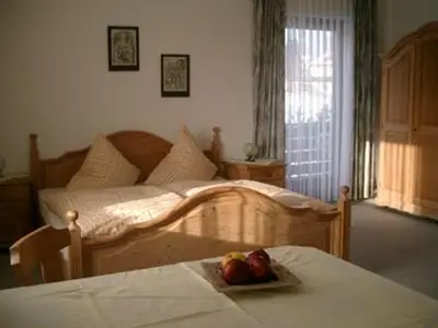 Mehrbettzimmer für 3 Personen in Anger 10/10