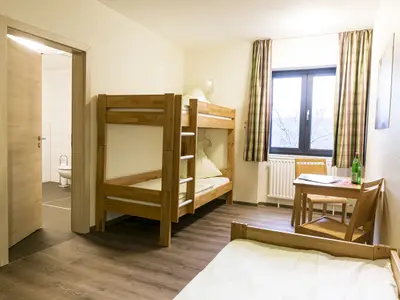Mehrbettzimmer für 4 Personen in Arnsberg 2/3