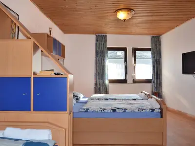 Mehrbettzimmer für 4 Personen (50 m²) in Arnsberg 4/10