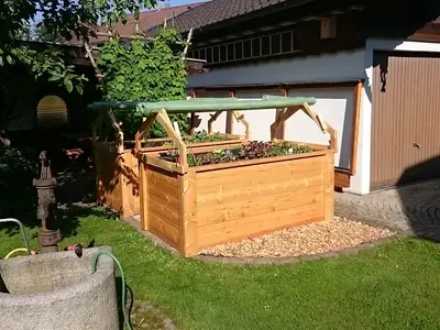 Hochbeet im Garten