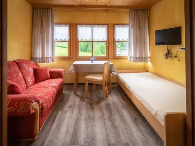 Einzelbett (abgetrennt)