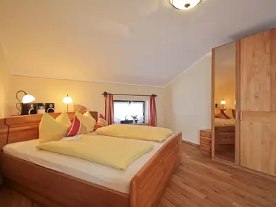 Mehrbettzimmer für 4 Personen in Bernau am Chiemsee 3/8