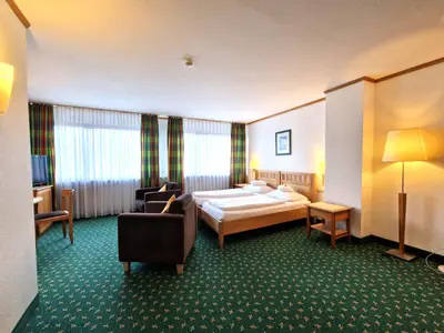 Mehrbettzimmer für 3 Personen in Boll 5/7