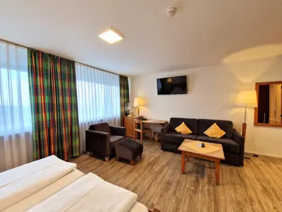 Mehrbettzimmer für 5 Personen in Boll 5/10