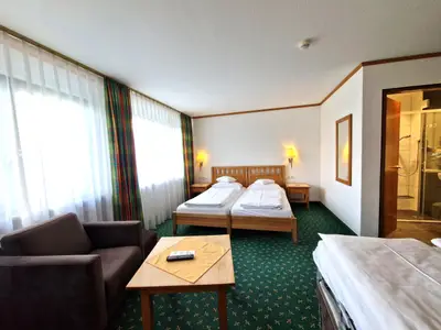 Mehrbettzimmer für 5 Personen in Boll 7/10