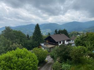 23518709-Mehrbettzimmer-4-Bühlertal-300x225-2