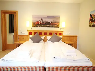 Mehrbettzimmer für 3 Personen in Dettelbach 7/8