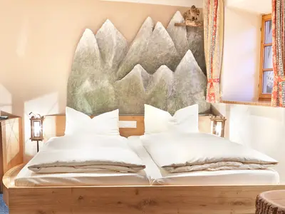 Zimmer 9 bis 3 Pers.