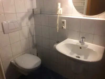 Bad Mehrbettzimmer