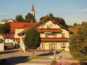 Mehrbettzimmer für 3 Personen in Fridolfing