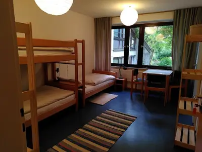 Mehrbettzimmer für 3 Personen (15 m²) in Gomadingen 2/7