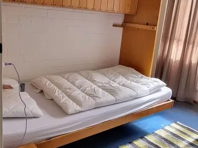 Mehrbettzimmer für 3 Personen (15 m²) in Gomadingen 2/10