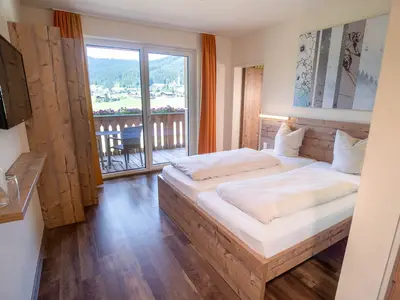 Standard Connect, Familienzimmer im COOEE alpin Hotel Dachstein
