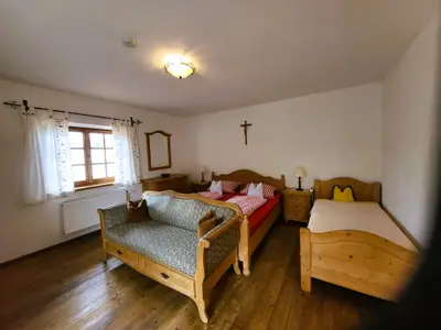 Zimmer Nr. 1 für 2-3 Personen - mit Balkon ohne TV
