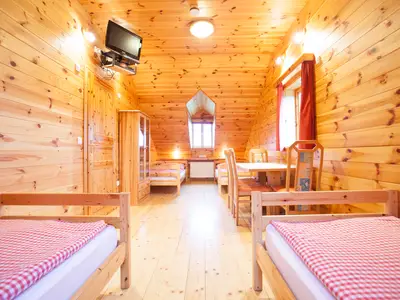 Mehrbettzimmer für 6 Personen (45 m²) in Groß Gerungs 2/8