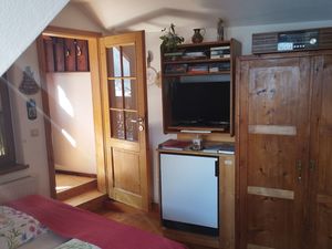 23590100-Mehrbettzimmer-4-Hallstatt-300x225-2