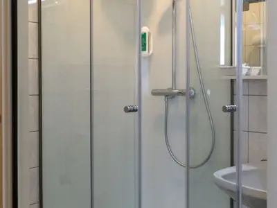 Familienzimmer - Bad