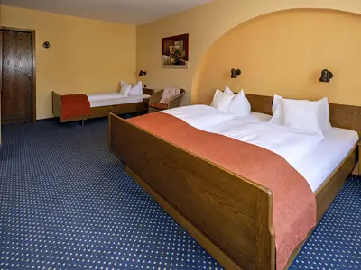 Mehrbettzimmer für 3 Personen in Herleshausen 2/6