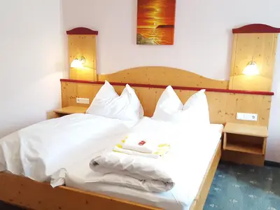 Mehrbettzimmer für 3 Personen in Inning 3/6