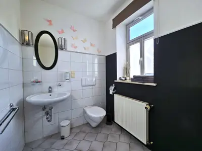 Familienzimmer Badezimmer