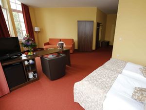 18924655-Mehrbettzimmer-4-Leipzig-300x225-5