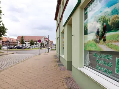 blickzumstadtzentrummitffentlichemparkplatz